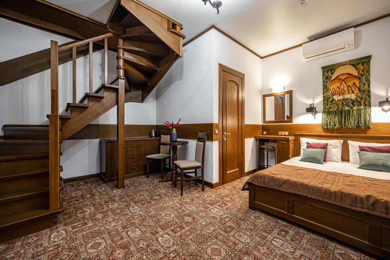 Tatariv Deluxe Hotel Kültér fotó